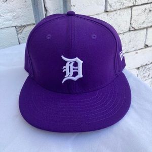 NEW ERA 59FIFTY Solid Purple DETROIT TIGERS LOGO FITTED CAP SIZE 7 1/2